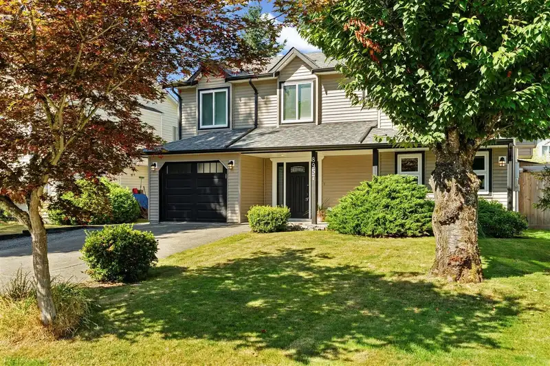 8957 213 STREET - photo 2 of 39