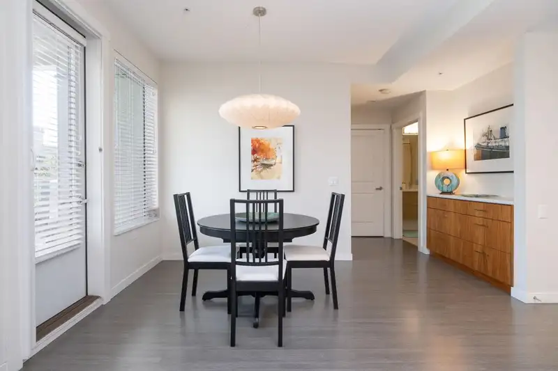 223 255 W 1ST STREET - photo 4 of 28