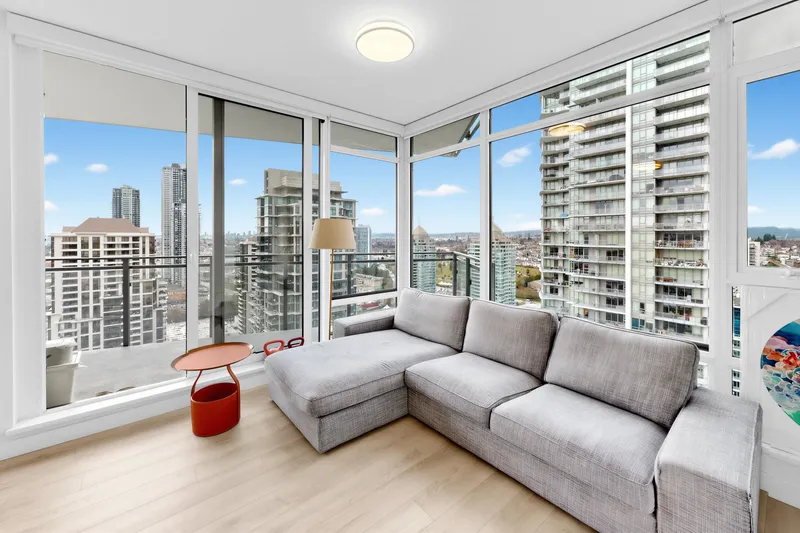 2602 2085 SKYLINE COURT - photo 2 of 25