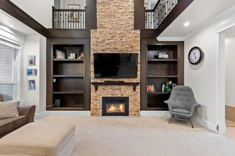 12431 58A AVENUE - photo 3 of 40