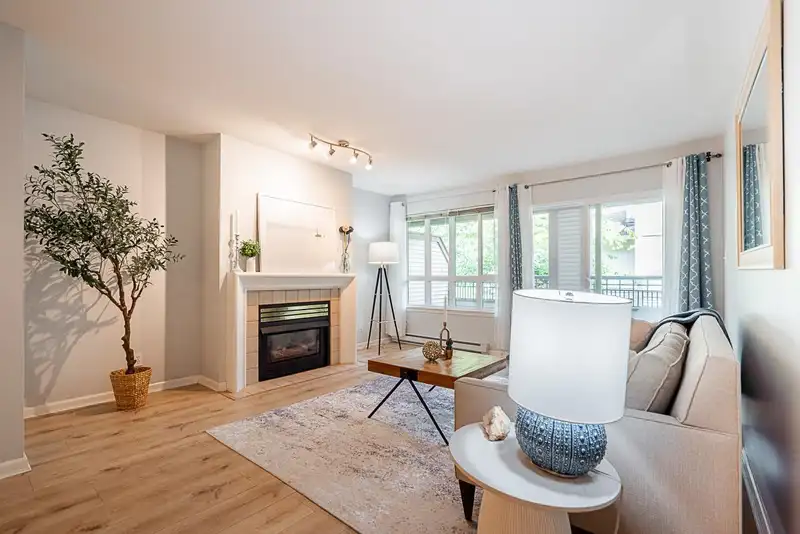 207 6363 121 STREET - photo 4 of 28