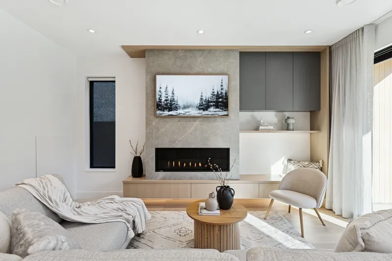 2 3036 W 14TH AVENUE - photo 2 of 25