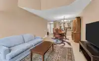 303 70 RICHMOND STREET - thumbnail 6