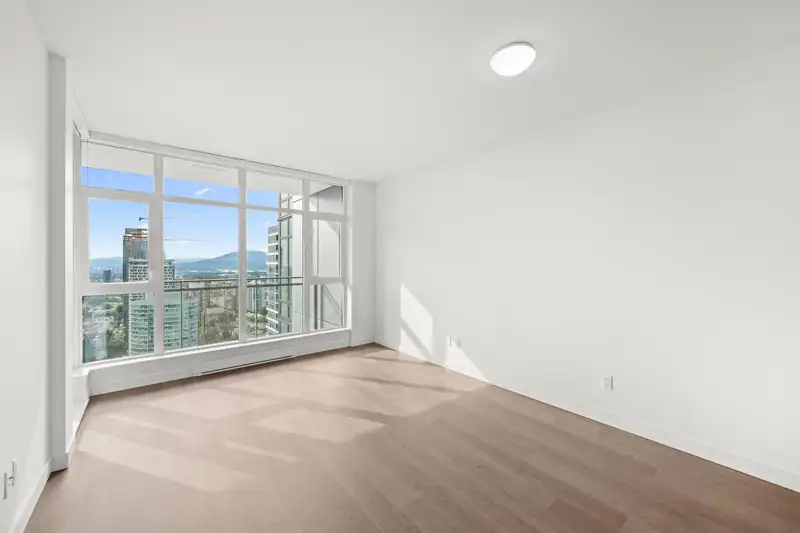 3506 6098 STATION STREET - photo 4 of 39
