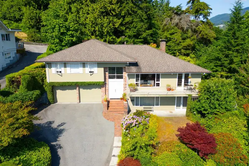 805 YOUNETTE DRIVE - photo 1 of 40