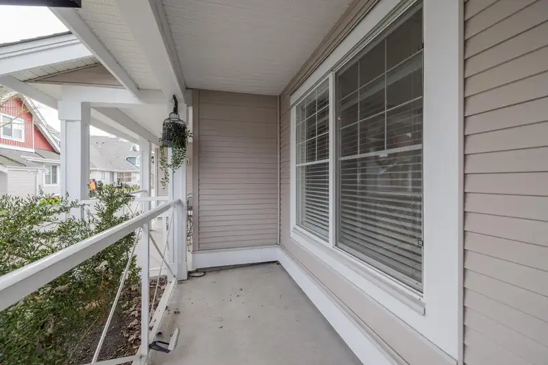 72 16995 64 AVENUE - photo 4 of 40