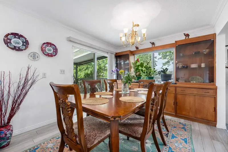 14330 MELROSE DRIVE - photo 3 of 40