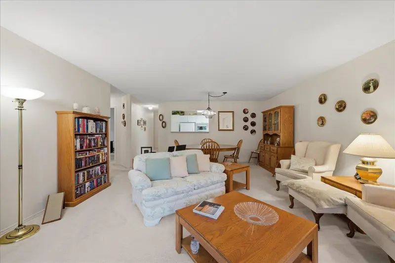 23 12071 232B STREET - photo 4 of 25