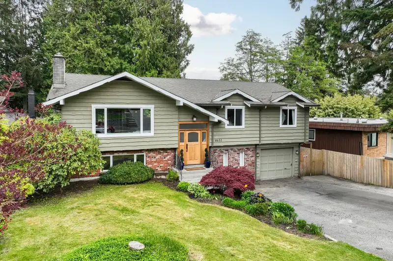 4632 HOSKINS ROAD - photo 1 of 40