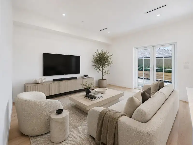 265 W 6TH STREET - photo 2 of 22