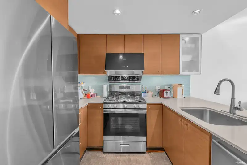 1509 7371 WESTMINSTER HIGHWAY - photo 3 of 29