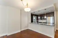 203 2959 GLEN DRIVE - thumbnail 7
