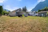 944 3RD AVENUE - thumbnail 30