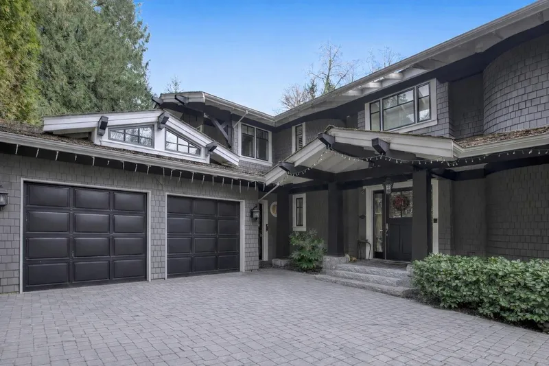 2060 GISBY STREET - photo 1 of 25