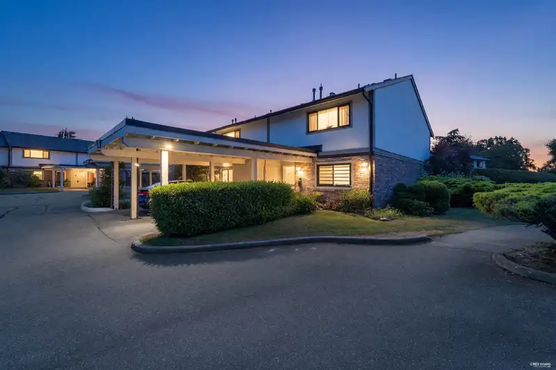 23 11551 KINGFISHER DRIVE - photo 1 of 40