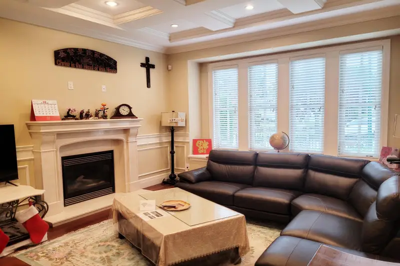 2228 W 22ND AVENUE - photo 2 of 25