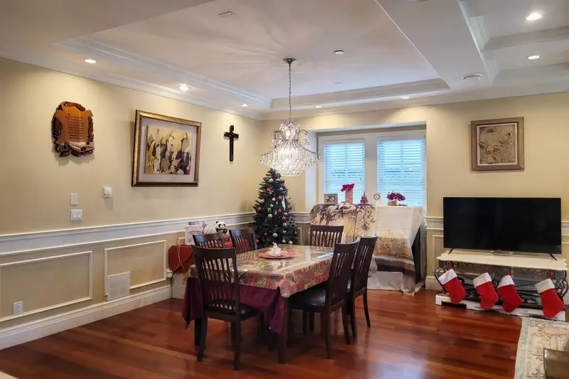 2228 W 22ND AVENUE - photo 3 of 25