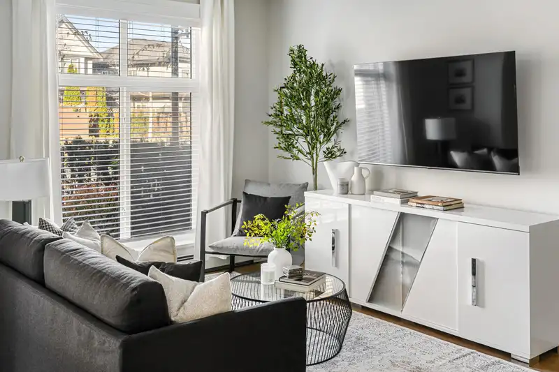 524 11063 RAVINE ROAD - photo 4 of 13
