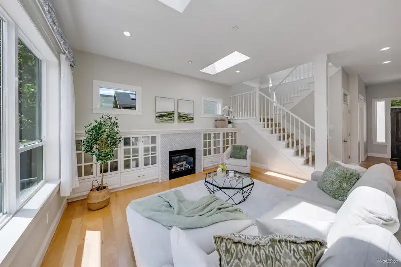 226 GIFFORD PLACE - photo 3 of 40