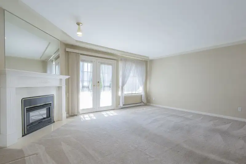 2 9168 FLEETWOOD WAY - photo 3 of 40