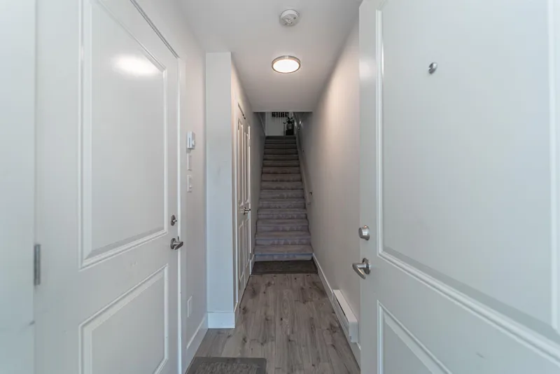 12 3323 ROCKHILL PLACE - photo 4 of 25