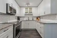 110 1210 FALCON DRIVE - thumbnail 7
