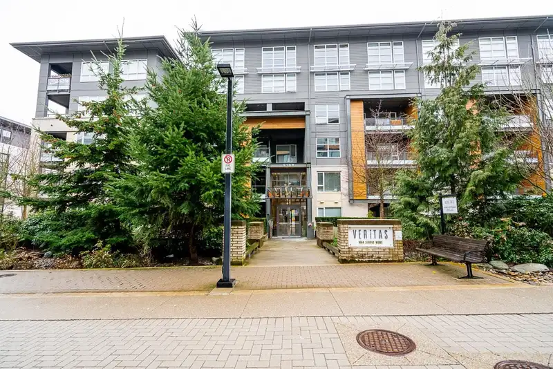 409 9168 SLOPES MEWS - photo 2 of 38