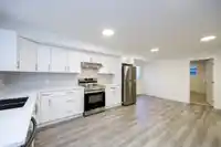 1028 CALVERHALL STREET - thumbnail 30
