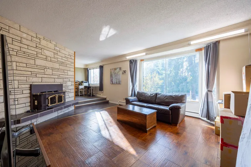 7540 NO. 2 ROAD - photo 4 of 25