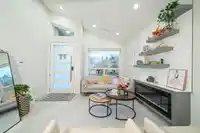 5180 LORRAINE AVENUE - thumbnail 4