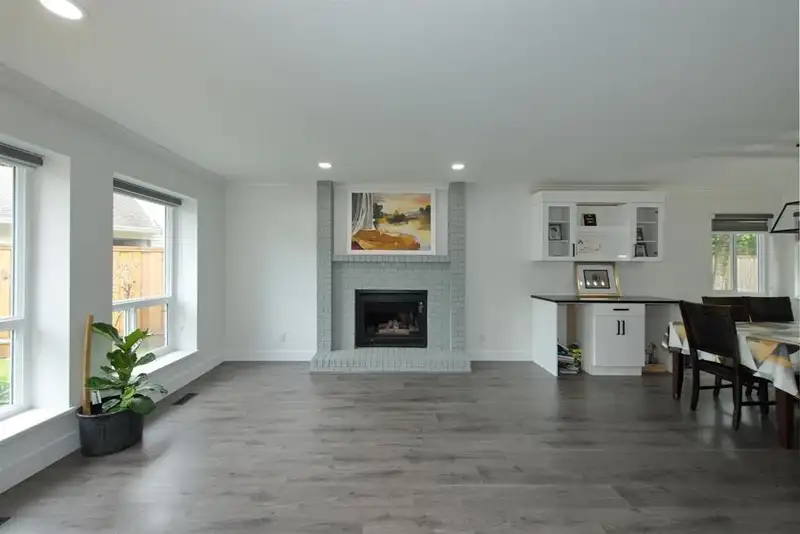 6049 133A STREET - photo 2 of 35