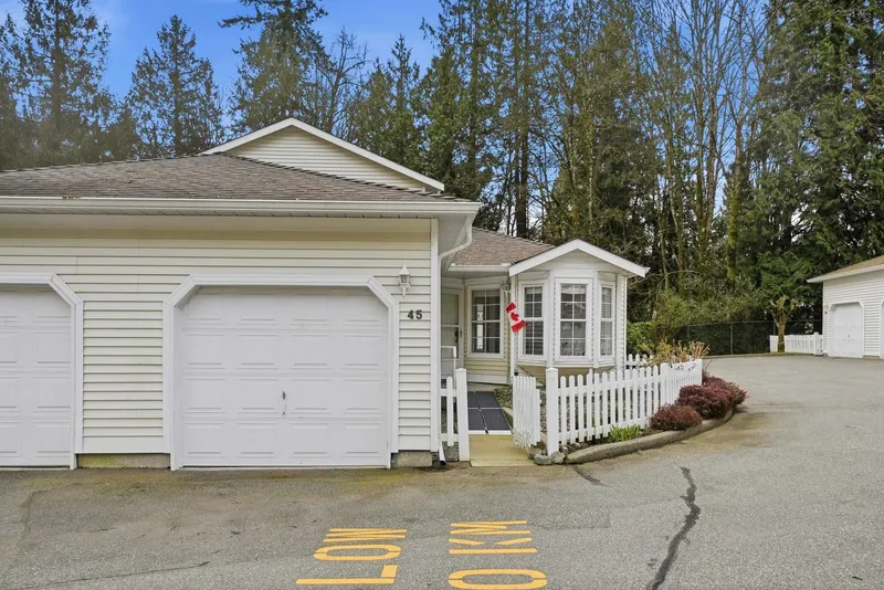 45 6537 138 STREET - photo 2 of 24