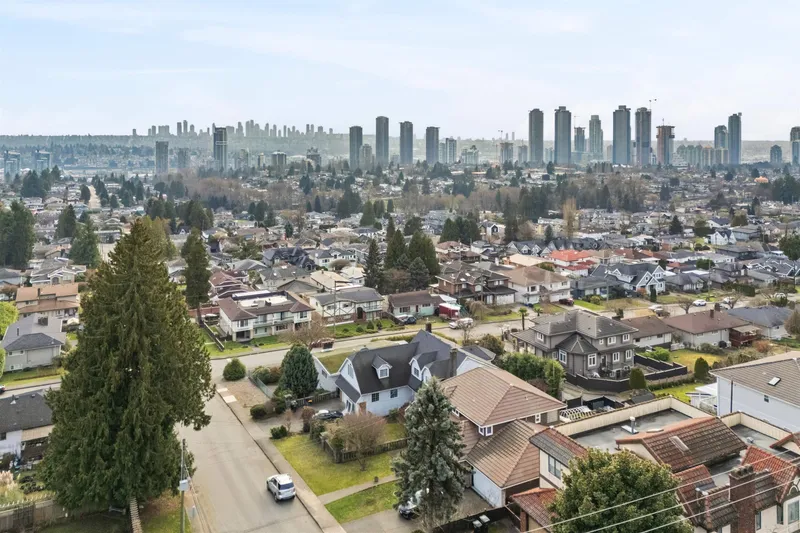 5395 GEORGIA STREET - photo 4 of 25