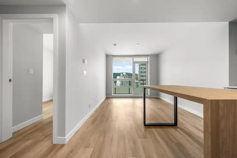 1507 567 EMERSON STREET - photo 4 of 29