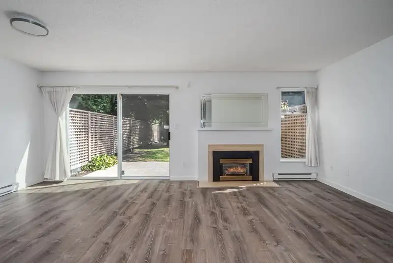 28 7740 ABERCROMBIE DRIVE - photo 2 of 25