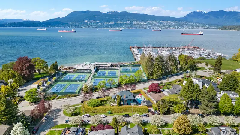 3850 POINT GREY ROAD - photo 2 of 40