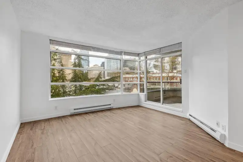 602 1225 BARCLAY STREET - photo 3 of 32