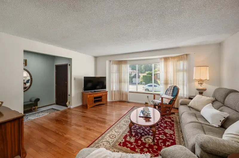 6426 WADE ROAD - photo 4 of 25