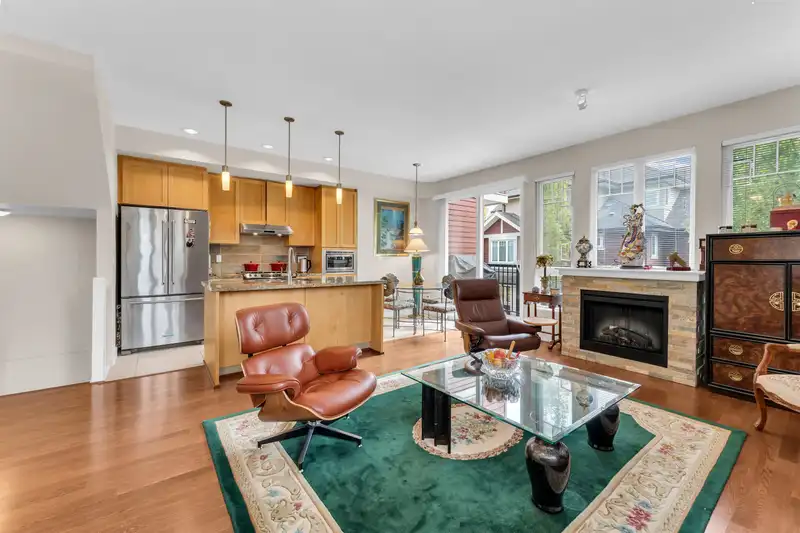 53 6188 BIRCH STREET - photo 4 of 23