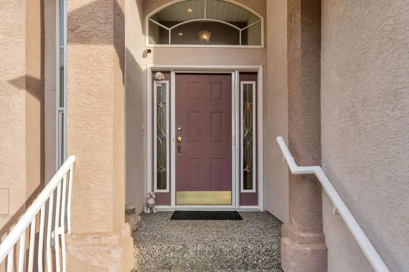 223 BALSAM AVENUE - photo 4 of 40