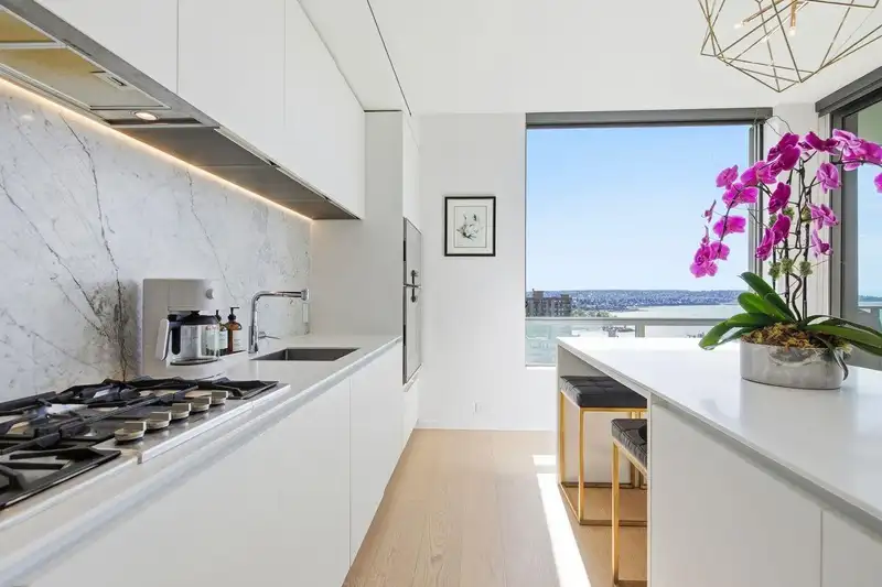 1403 1171 JERVIS STREET - photo 4 of 37