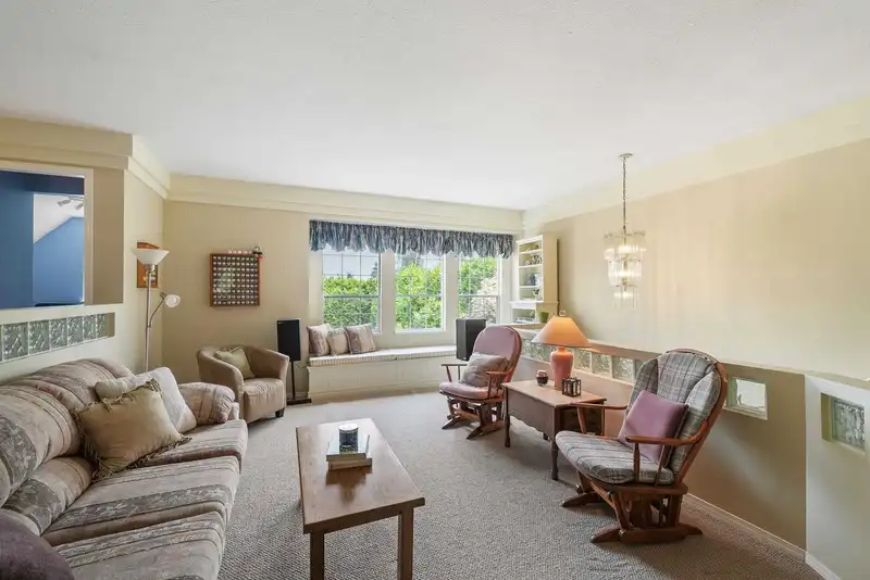 6027 192 STREET - photo 4 of 37