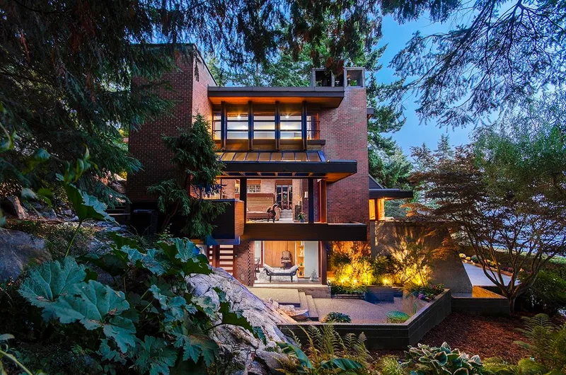 4651 MARINE DRIVE - photo 1 of 25