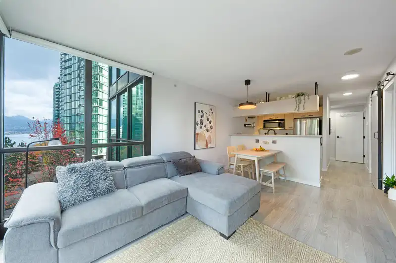 306 1331 ALBERNI STREET - photo 3 of 33