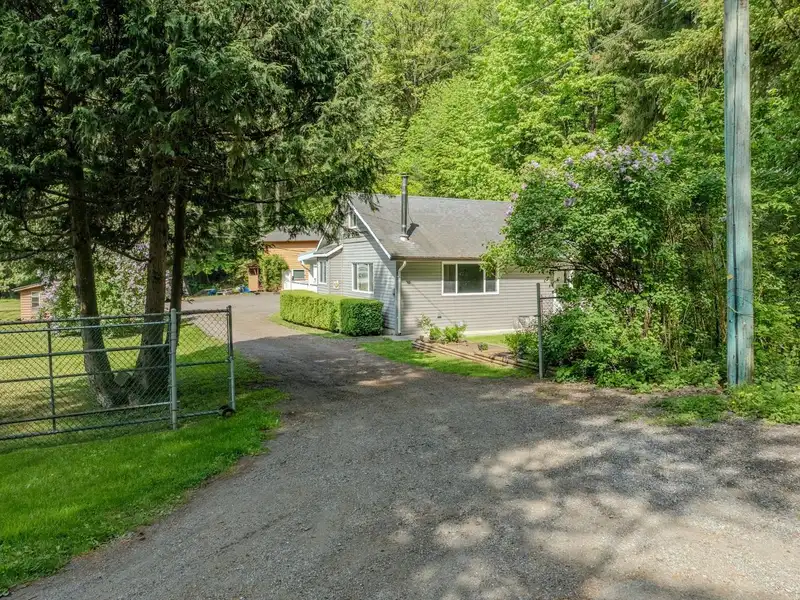 10273 PARKE ROAD - photo 1 of 40