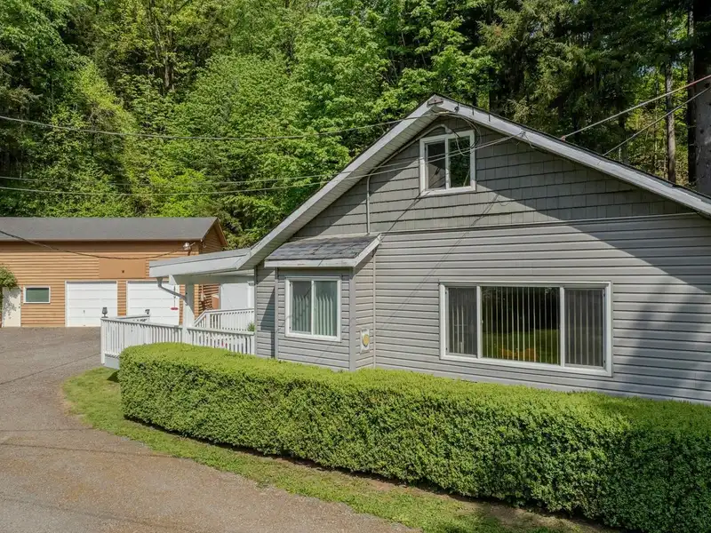 10273 PARKE ROAD - photo 4 of 40