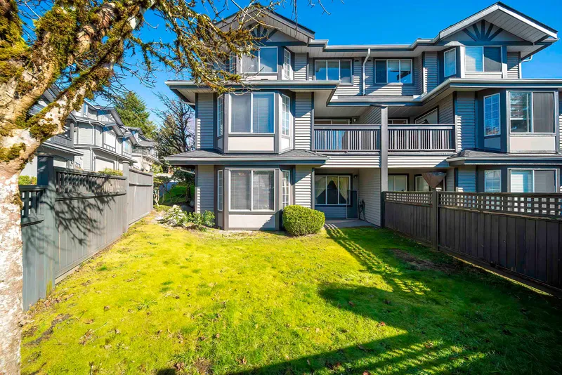 120 1685 PINETREE WAY - photo 3 of 25