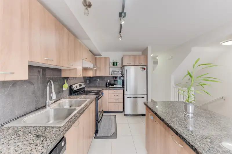 96 6671 121 STREET - photo 4 of 39