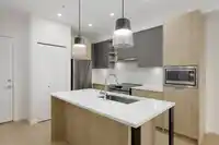 304 20695 EASTLEIGH CRESCENT - thumbnail 4