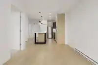 304 20695 EASTLEIGH CRESCENT - thumbnail 9